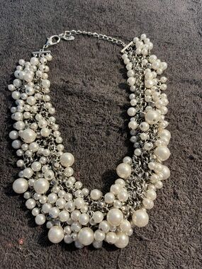 Beautiful Statement Classic White Pearl Cluster Necklace - Women Jewelry